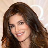 Cindy Crawford - Cindy Crawford attends the OMEGA boutique opening in Moscow